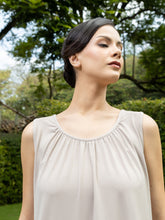 Load image into Gallery viewer, Jessie Top - Sand