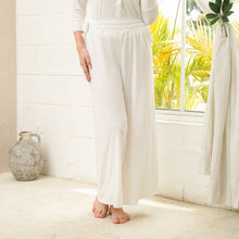 Load image into Gallery viewer, Lulu Long Kulot - White with pocket