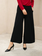 Load image into Gallery viewer, Lulu Long Kulot - Black with pocket