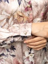 Load image into Gallery viewer, Soera Satin Gold Flower - Pink