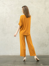 Load image into Gallery viewer, Vidal Top - Atasan Kaos Basic - Yellow