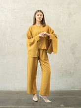 Load image into Gallery viewer, Regal Top