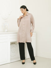 Load image into Gallery viewer, Soera Satin Crinkle