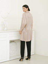 Load image into Gallery viewer, Soera Satin Crinkle