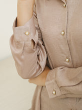 Load image into Gallery viewer, Soera Satin Crinkle