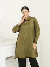 Load image into Gallery viewer, Soera Satin Crinkle