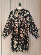 Load image into Gallery viewer, Kissa Tunic