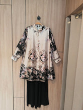 Load image into Gallery viewer, Soera Tunic Satin