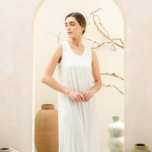 Load image into Gallery viewer, Macy Maxi Dress - White