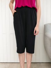 Load image into Gallery viewer, Perry 3/4 Pants - Black