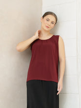 Load image into Gallery viewer, Jessie Top - Maroon