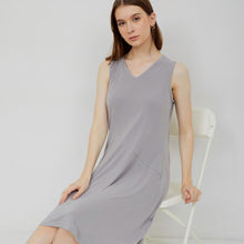 Load image into Gallery viewer, Illy Dress - V neck Dress - Abu Muda
