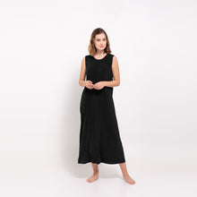 Load image into Gallery viewer, Macy Maxi Dress - Black