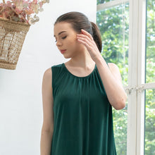 Load image into Gallery viewer, Jessie Top - Dark Green