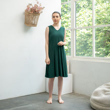 Load image into Gallery viewer, Illy Dress - V neck Dress - Dark Green