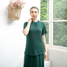 Load image into Gallery viewer, Bea Top - Dark Green