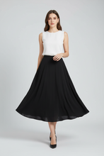 Load image into Gallery viewer, Avia Skirt -Black
