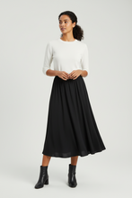 Load image into Gallery viewer, Avia Skirt -Black
