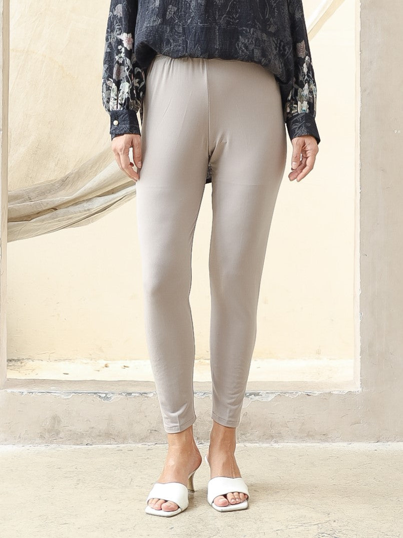 Ivy Legging - Sand