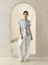 Load image into Gallery viewer, Dhea Blouse
