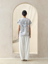 Load image into Gallery viewer, Dhea Blouse
