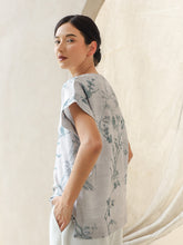 Load image into Gallery viewer, Dhea Blouse
