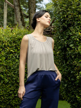Load image into Gallery viewer, Jessie Top - Sand
