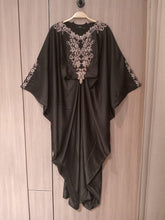 Load image into Gallery viewer, Kaftan Lebaran - Black
