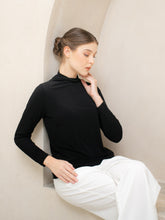 Load image into Gallery viewer, Callie Top - Black
