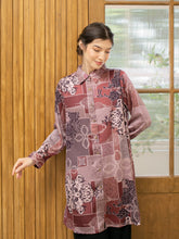 Load image into Gallery viewer, Soera Satin Tunic Kemeja - Maroon
