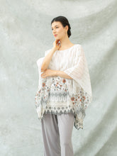 Load image into Gallery viewer, Diva Blouse - Batik White
