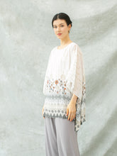 Load image into Gallery viewer, Diva Blouse - Batik White
