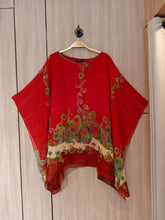 Load image into Gallery viewer, Diva Blouse - Batik Flower
