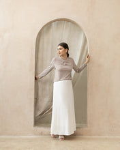 Load image into Gallery viewer, Clara Top - Sand
