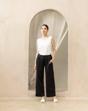 Load image into Gallery viewer, Arthelia Pants - Black
