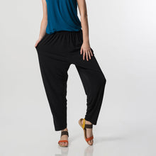 Load image into Gallery viewer, Mesa Baggy Pants Black size M
