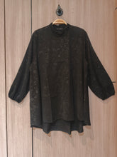 Load image into Gallery viewer, Filna Blouse Satin
