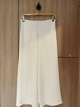 Load image into Gallery viewer, Amelia Pants - White
