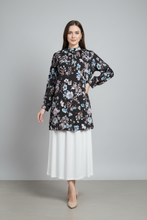 Load image into Gallery viewer, Kissa Tunic
