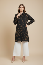 Load image into Gallery viewer, Soera Tunic - Black
