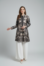 Load image into Gallery viewer, Soera Tunic
