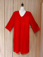 Load image into Gallery viewer, Flo Dress - Red
