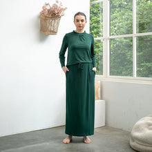 Load image into Gallery viewer, Minna Skirt - Dark Green
