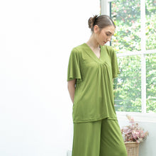 Load image into Gallery viewer, Vivian Top - Olive
