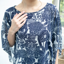 Load image into Gallery viewer, Diva Blouse - Navy
