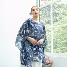 Load image into Gallery viewer, Diva Blouse - Navy
