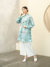 Load image into Gallery viewer, Soera Satin Tunic Shirt
