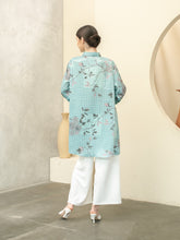 Load image into Gallery viewer, Soera Satin Tunic Shirt
