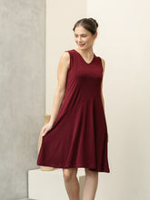 Load image into Gallery viewer, Illy Dress - V neck Dress - Maroon
