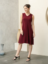 Load image into Gallery viewer, Illy Dress - V neck Dress - Maroon
